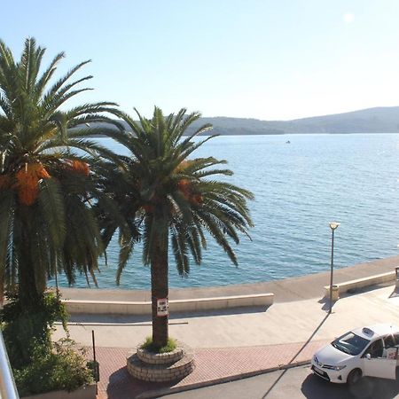 Chic Apartment In The City Center By The Sea Tivat Buitenkant foto