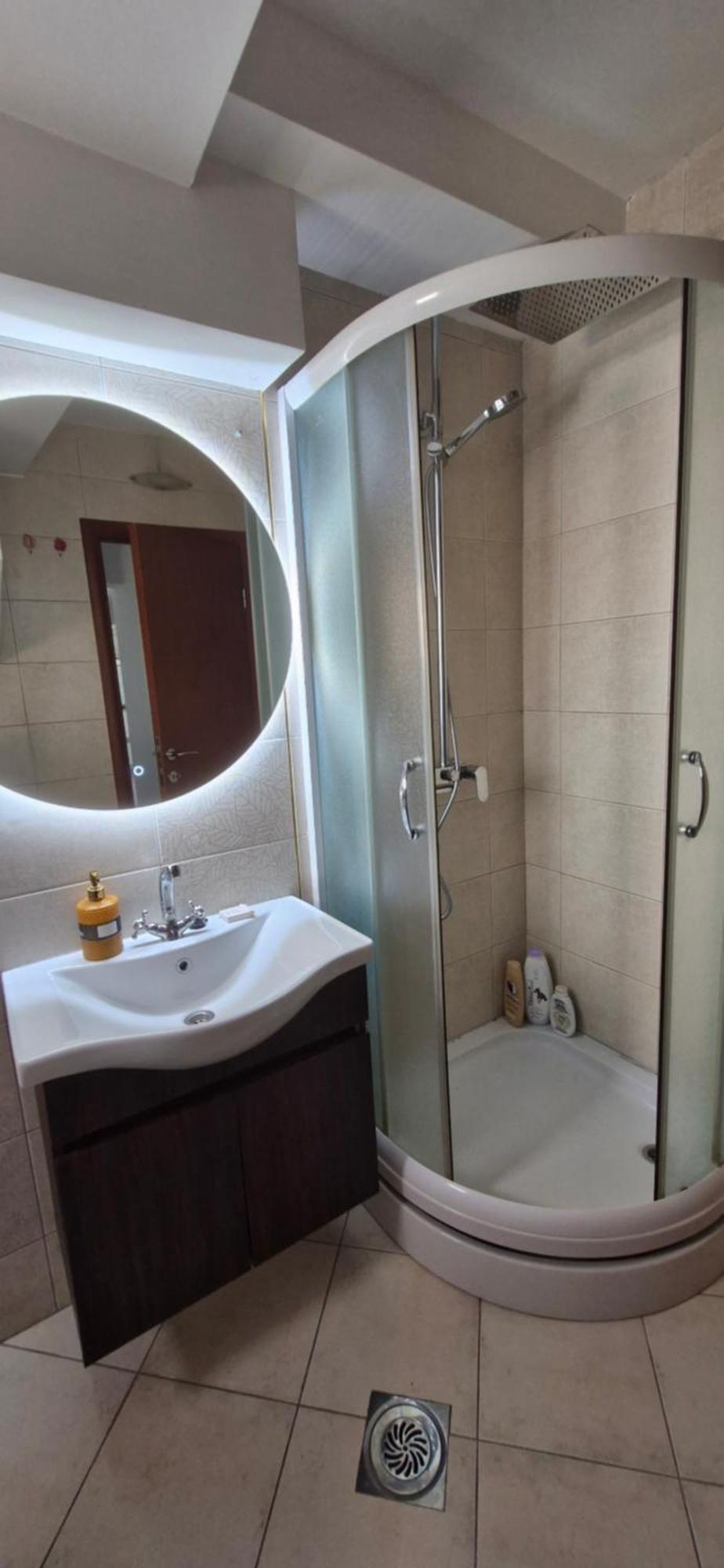 Chic Apartment In The City Center By The Sea Tivat Buitenkant foto